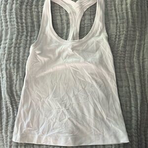 Lululemon Cool Racerback Short Tank Top *Nulu (Size 4, White)
